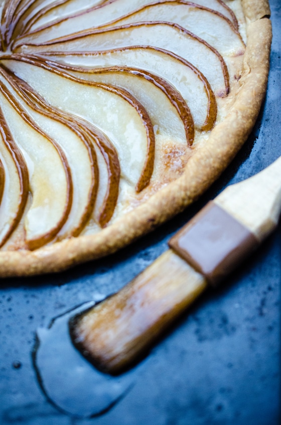 Quick and Easy Pear Tart 
