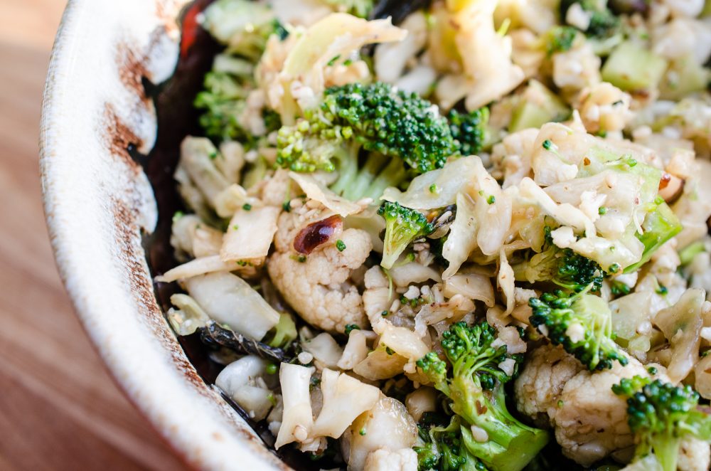 You are currently viewing Wicked Healthy: Broccoli Cauliflower Slaw