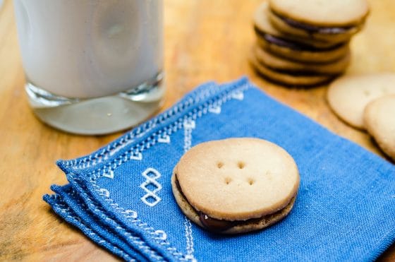 Read more about the article Stress Baking: Button Shortbread