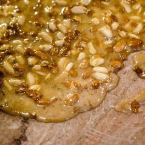 Read more about the article Old-Fashioned Peanut Brittle