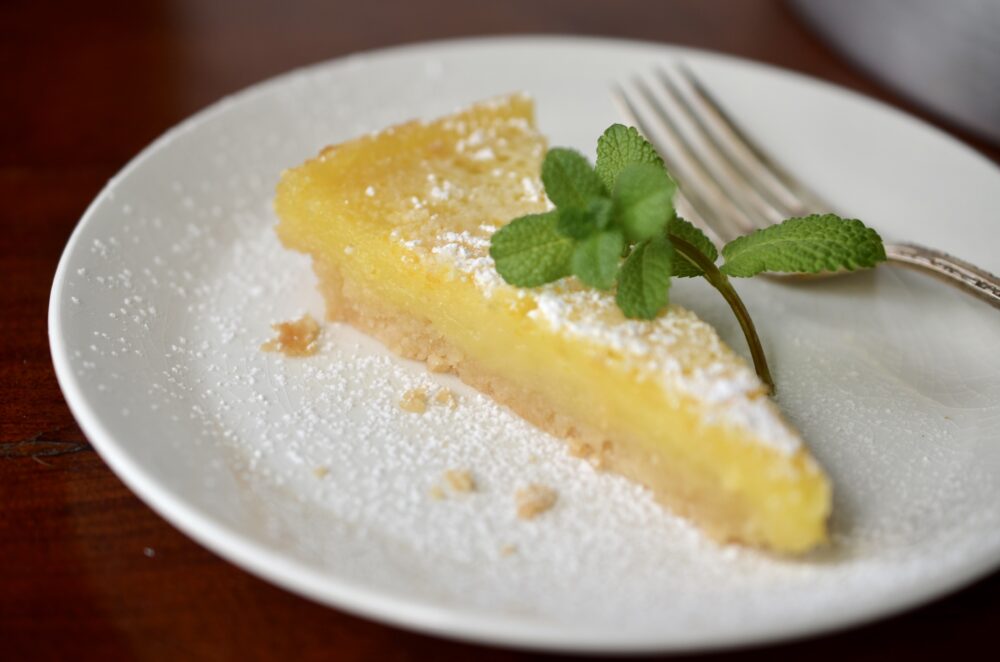 Read more about the article Makeover Recipe: Easy Lemon Squares