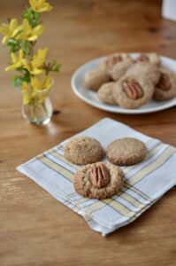 Read more about the article Pecan Macaroons